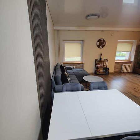 V15 Apartment ドルスキニンカイ エクステリア 写真