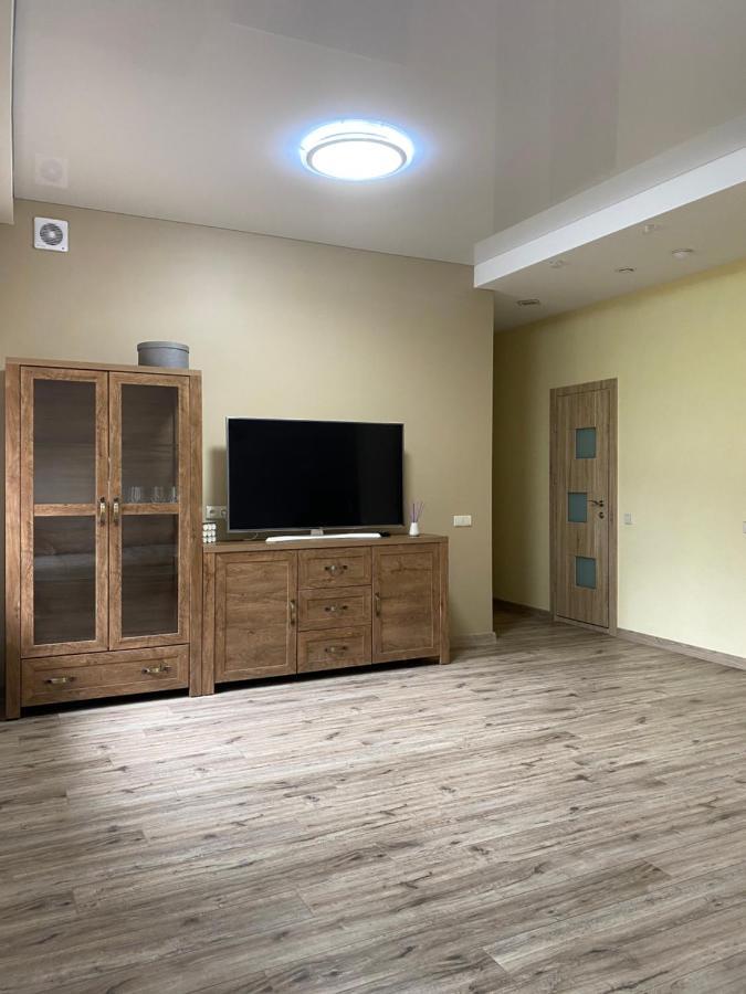 V15 Apartment ドルスキニンカイ エクステリア 写真